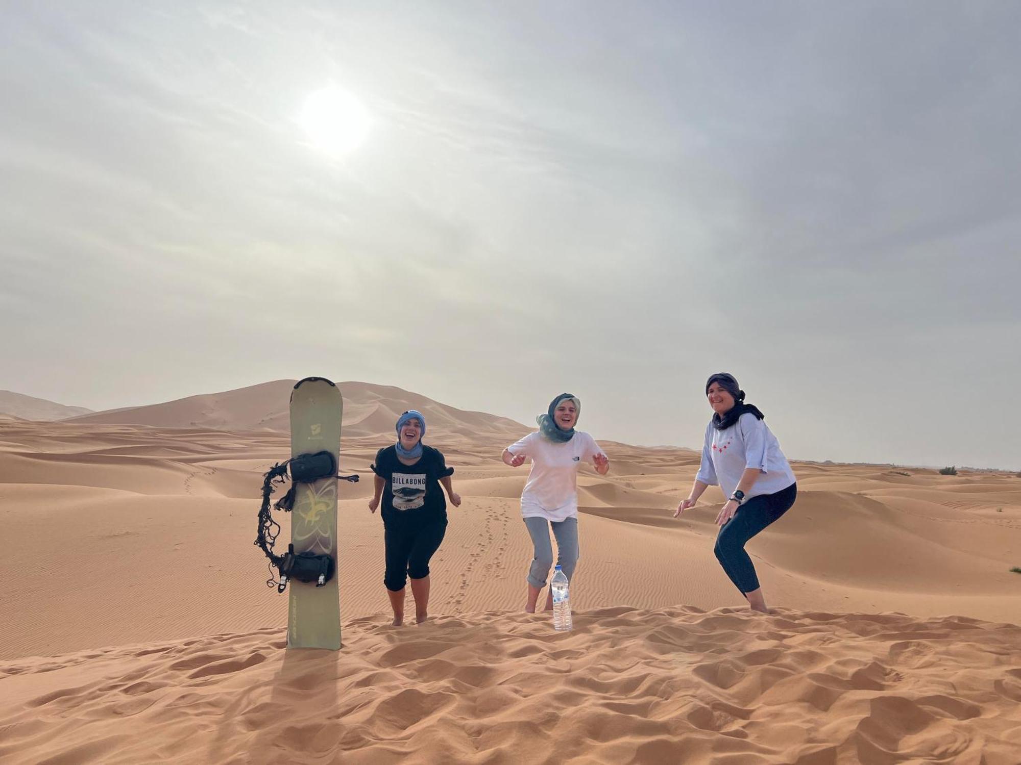 梅尔祖卡漠达豪华帐篷 - 骆驼四边形短途旅行太阳板四驱车 外观 照片